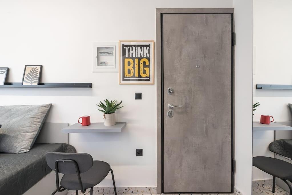 אתונה Tiny Apartment מראה חיצוני תמונה