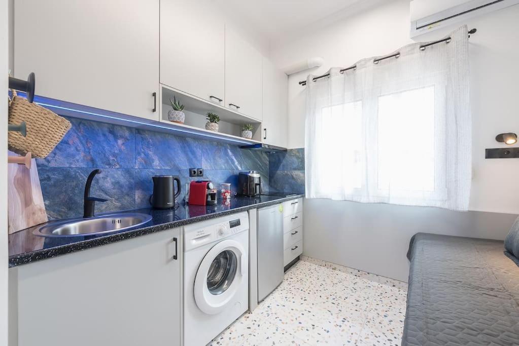 אתונה Tiny Apartment מראה חיצוני תמונה