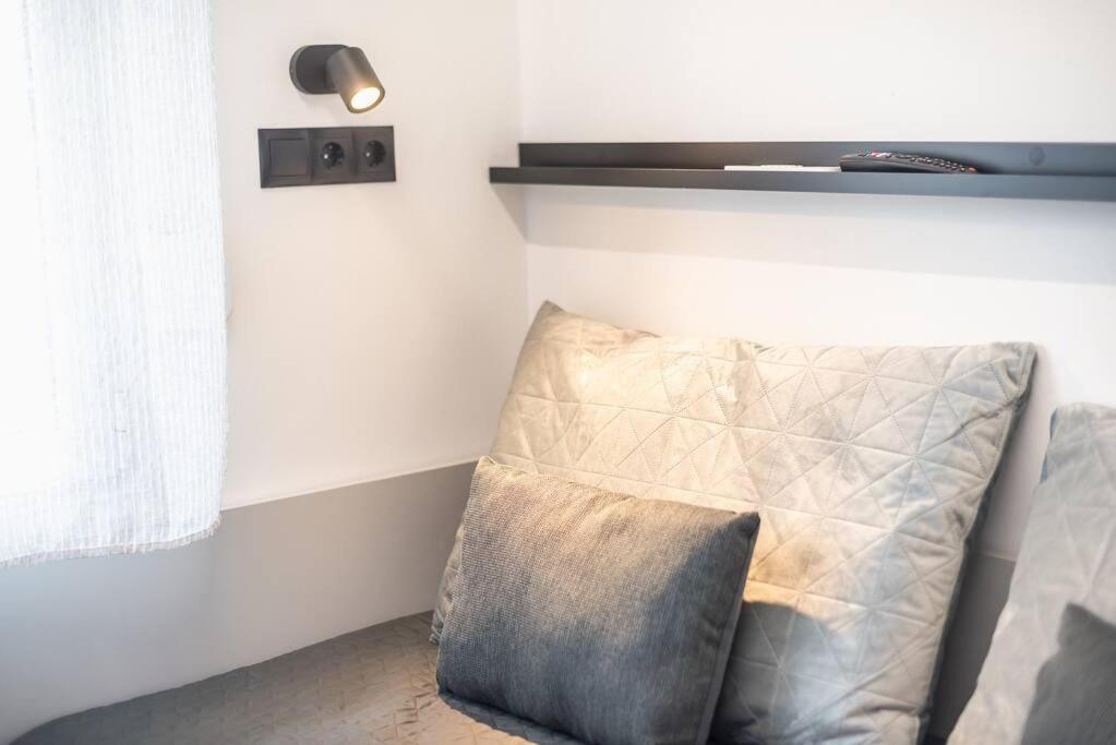 אתונה Tiny Apartment מראה חיצוני תמונה