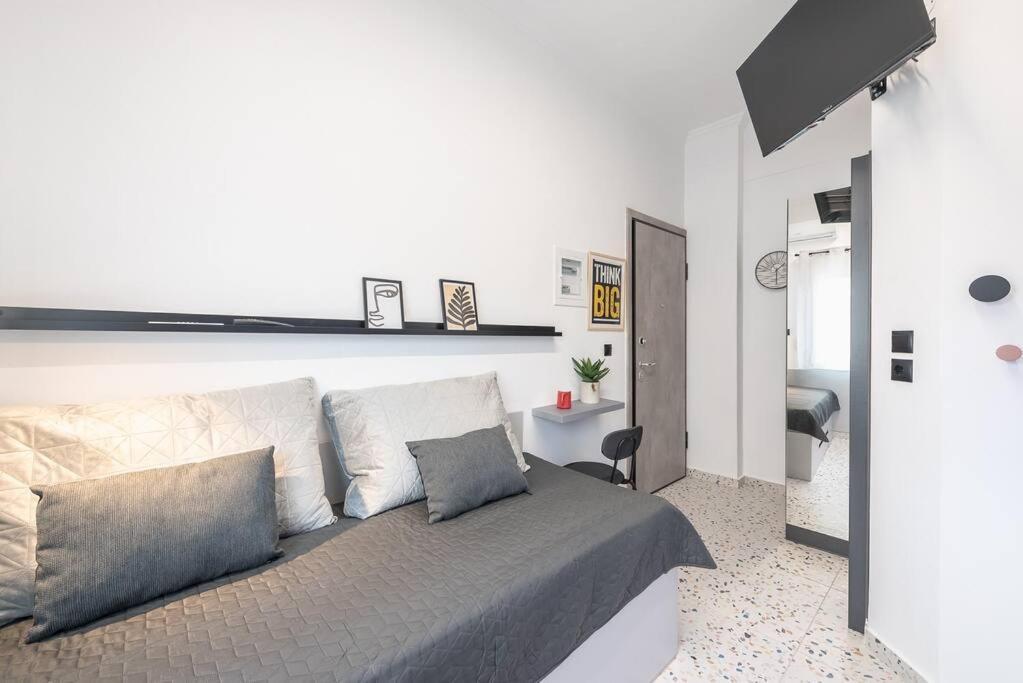 אתונה Tiny Apartment מראה חיצוני תמונה